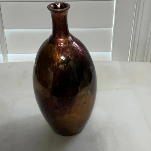 Vase - Picture 2 of 5